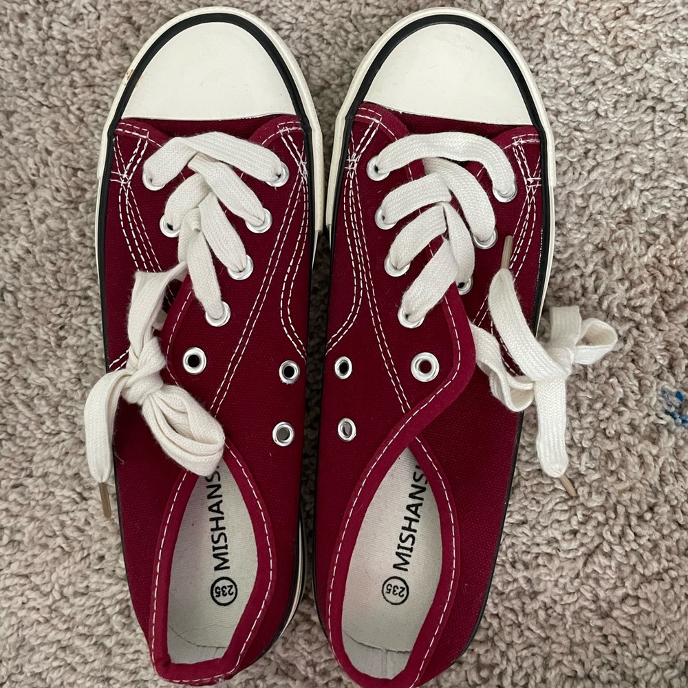maroon lace shoes